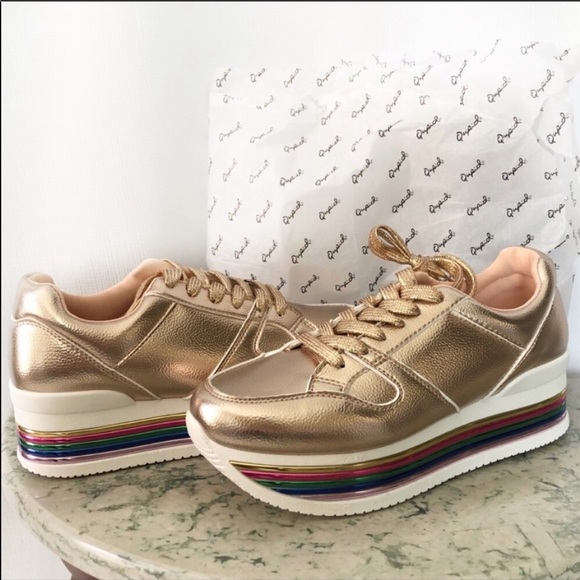 NWT Qupid Tampa Lace Up Rose Gold Sneakers Size 6 - Picture 2 of 7